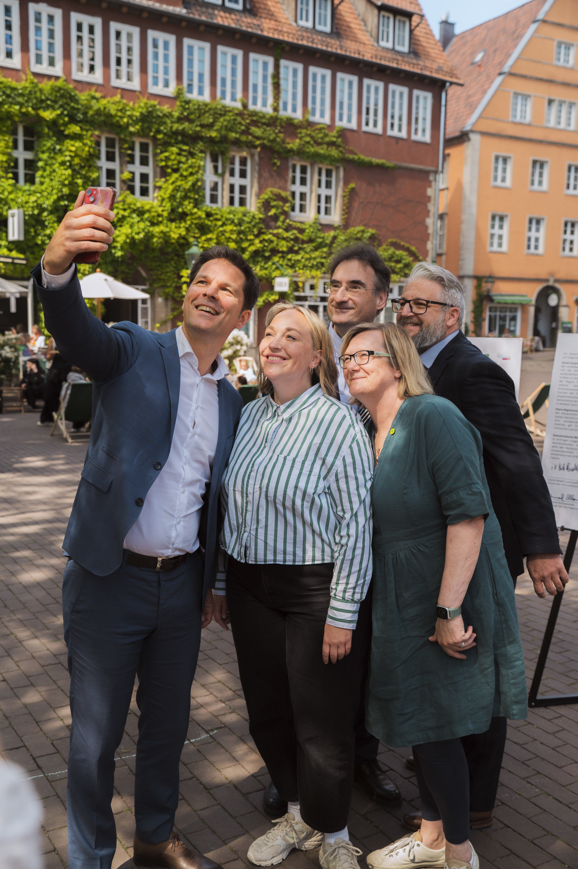 SPD, CDU, BÜNDNIS 90/DIE GRÜNEN und die FDP